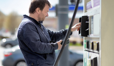 U.S. Gasoline Demand Plummets Pushing National Average Cheaper